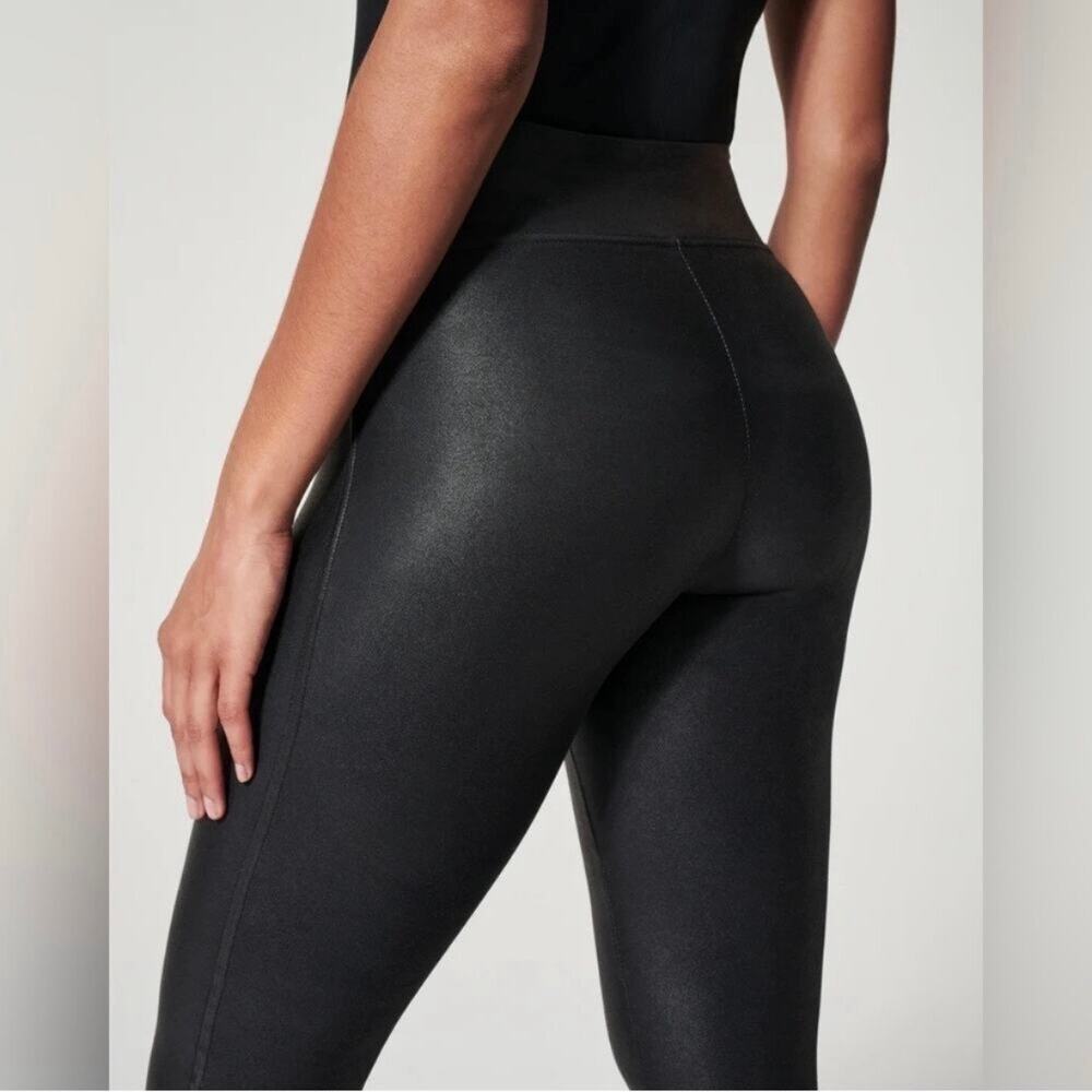 Spanx Black Faux Leather Leggings 1XL Boho Minimalist Classic - Picture 8 of 15